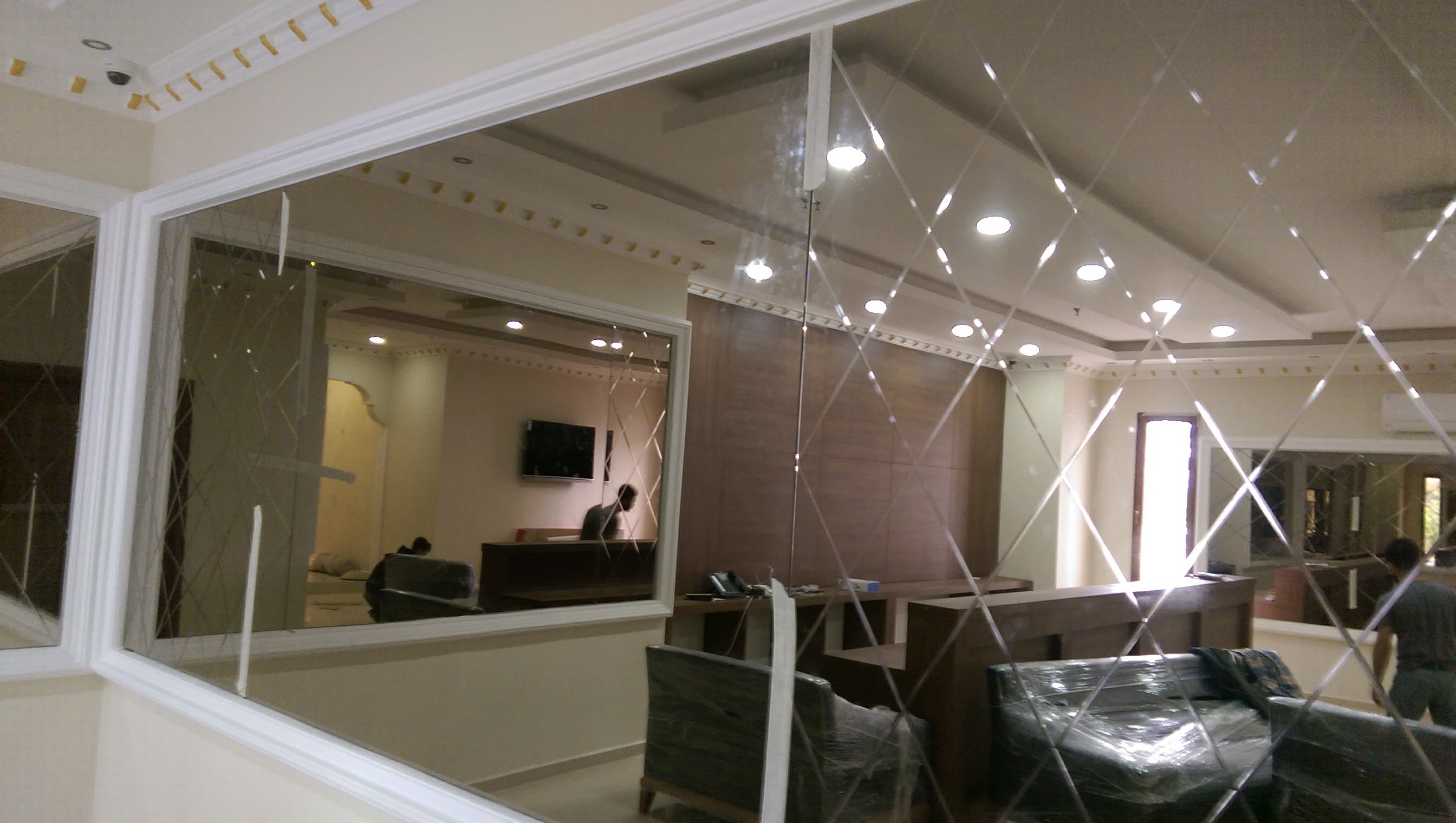 Glass and Mirror Tests